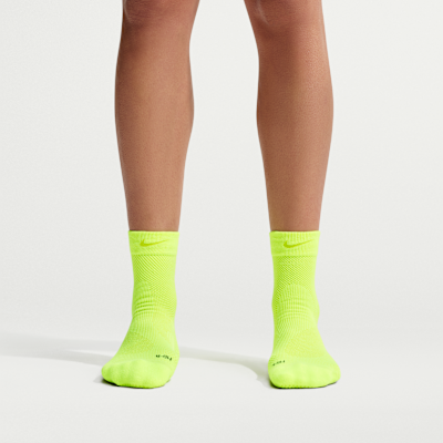 Nike Run Lightweight Running Micro-Crew Socks (1 Pair). Nike JP